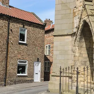 6 Church Hill Holiday home Malton
